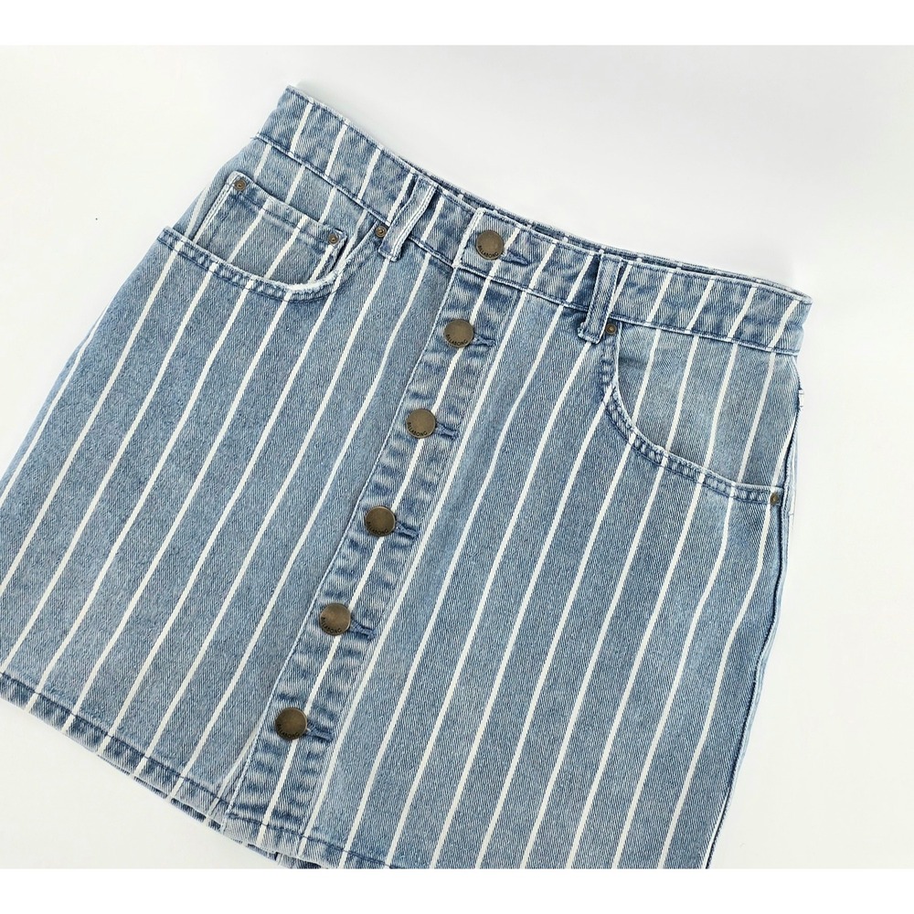 Billabong Denim Mini Skirt Size 27 Womens Blue White Coastal Stripe Button Front